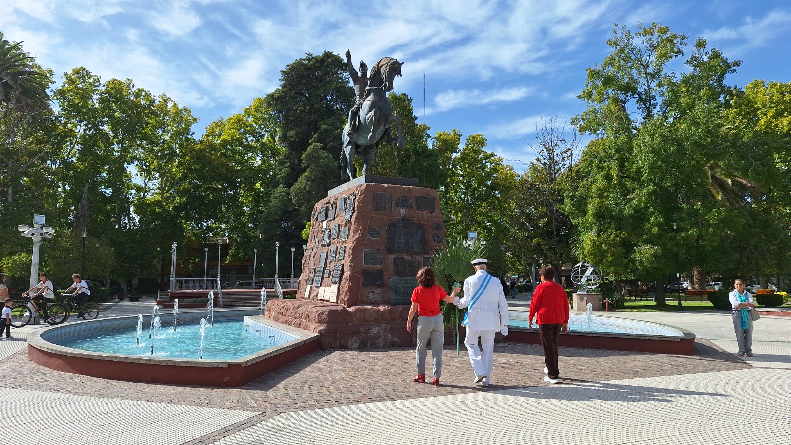 SAN RAFAEL HOMENAJEÓ AL GENERAL SAN MARTÍN EN EL 248 ANIVERSARIO DE SU NATALICIO